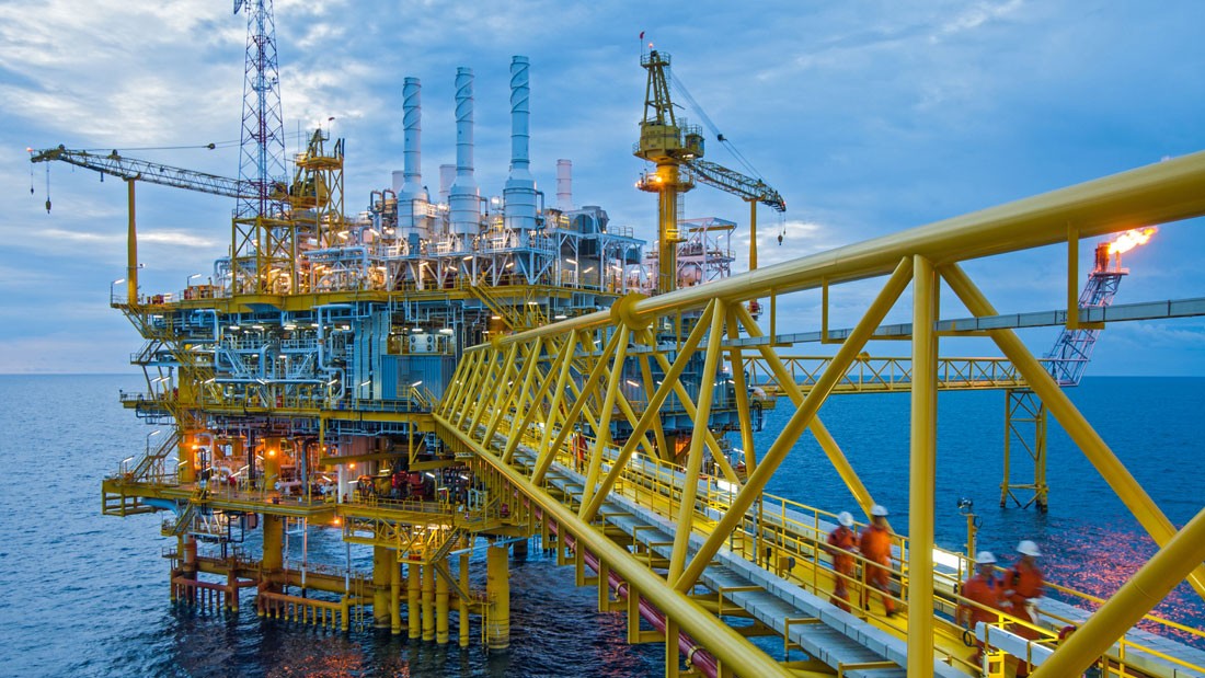 Separación total: Remoción de aceite de aguas de producción en la extracción de petróleo